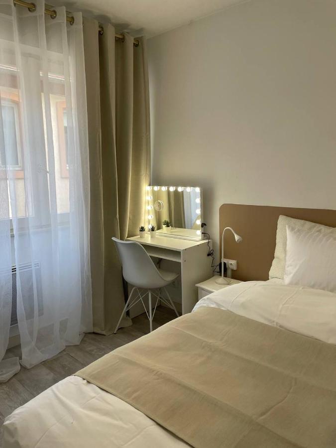 Cozy Appartement Halles Страсбург Экстерьер фото